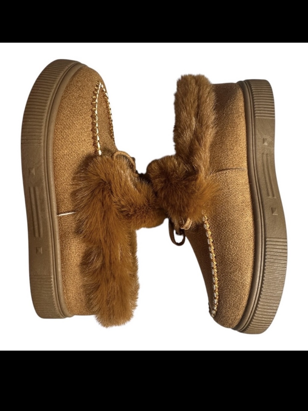 Tan faux fur-lined cozy moccasins/slippers NWOT Women’s size 37/6.5
